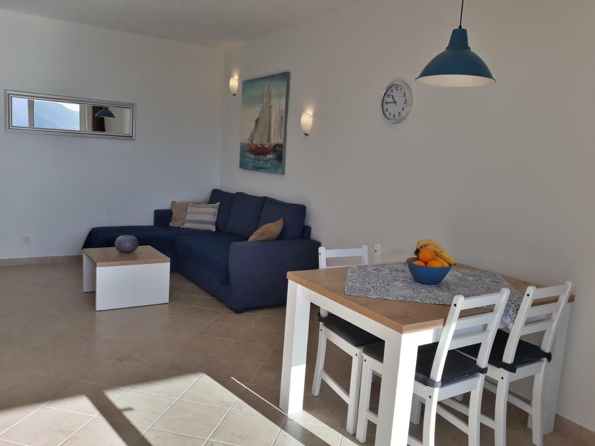 Haus Mit Meerblick Lopar Exterior foto